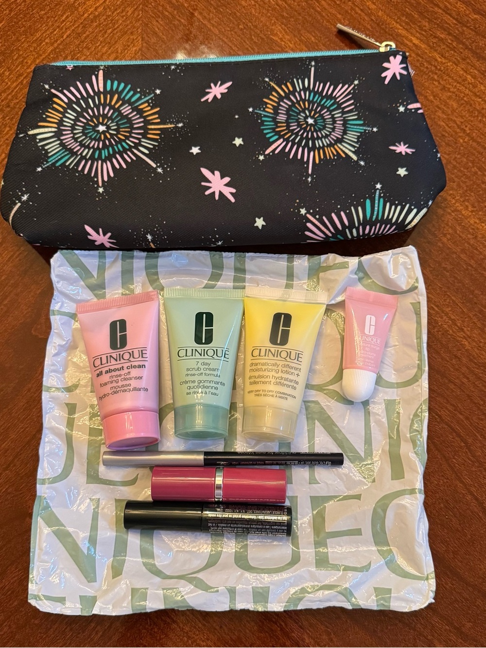 Clinique Makeup Bag and Travel Size Essentials **NEW**